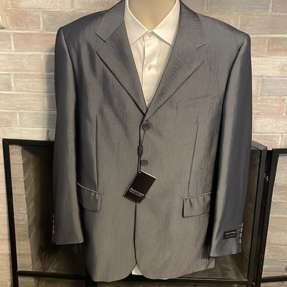 Mens Vittorio St. Angelo gray suit jacket 38L and 32W Nice 3‎ button blazerNWT